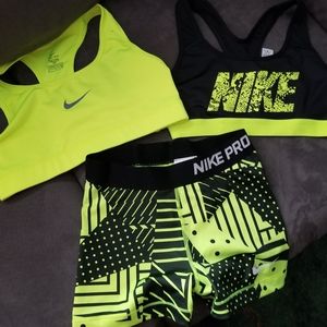 Nike bundle size small